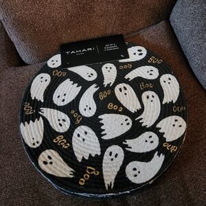 Tahari ghost Boo round placemats new
